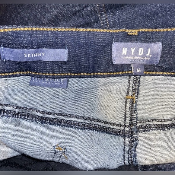 NYDJ Skinny Jeans Dark Wash Blue  Lift Tuck Technology High Rise Size 16 NEW!! - Picture 8 of 8